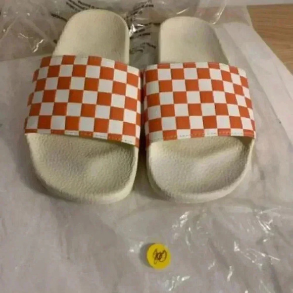 L800. Vans Checker-Orange/White, Sandals-US 6 Men's - Picture 1 of 3